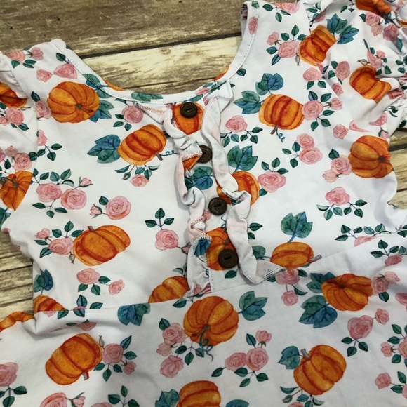 Tiny twirls pumpkin dress - Picture 2 of 7